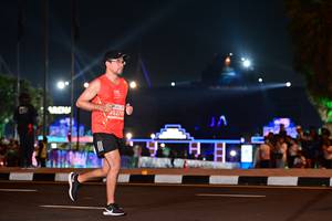 BIB: 25270
                            <button type="button" onclick="openModal(15089946)" class="btn btn-primary btn-sm float-right btn-popup" data-toggle="modal" data-target=".modal-high-quality">
                        <i class="fas fa-shopping-cart"></i> Add to Cart
                    </button>
                                            <button type="button" onclick="isThisMe(15089946, true)" class="btn btn-success btn-sm float-right btn-popup btn-isme hidden" data-toggle="tooltip" data-placement="bottom" title="นี่คือรูปของคุณใช่ไหม คลิกที่นี่เพื่อเอาเข้าอัลบั้ม">
                        <i class="fas fa-plus"></i> Add to album
                    </button>
                    <button type="button" onclick="isThisMe(15089946, false)" class="btn btn-warning btn-sm float-right btn-popup btn-isnotme hidden">
                        <i class="fas fa-ban"></i> Remove from album
                    </button>
